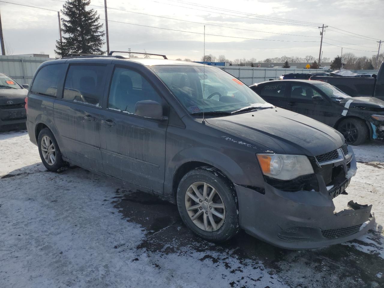 2016 Dodge Caravan - Image 4