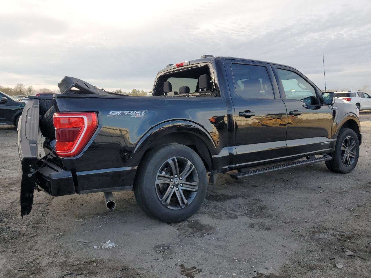 2022 Ford F-150 - Image 3