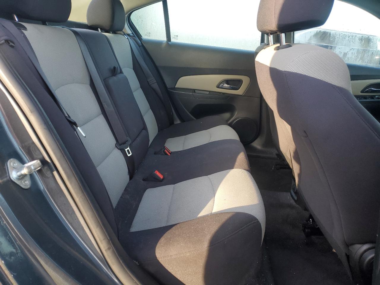 2013 Chevrolet Cruze - Image 11