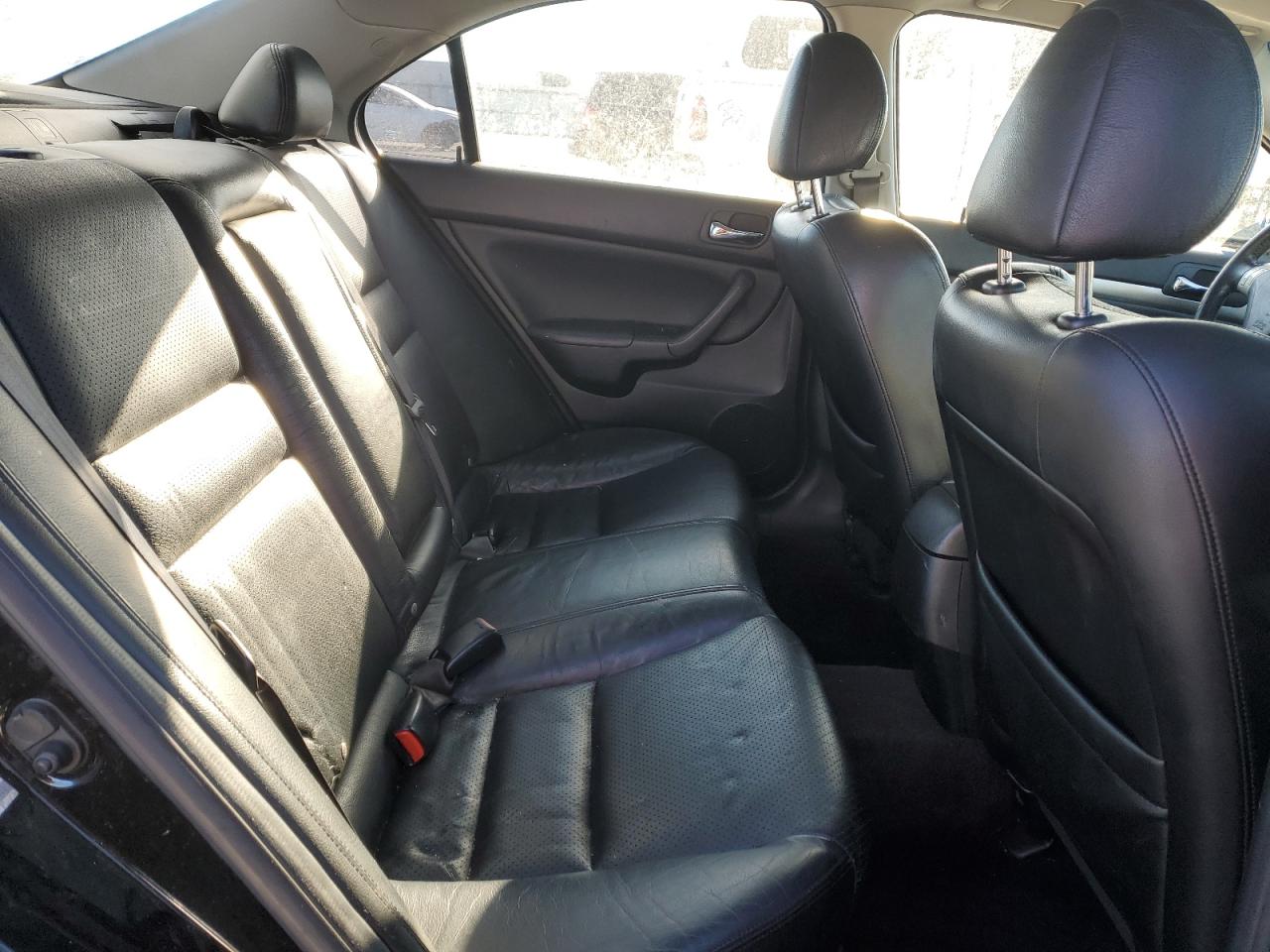 2004 Acura TSX - Image 10