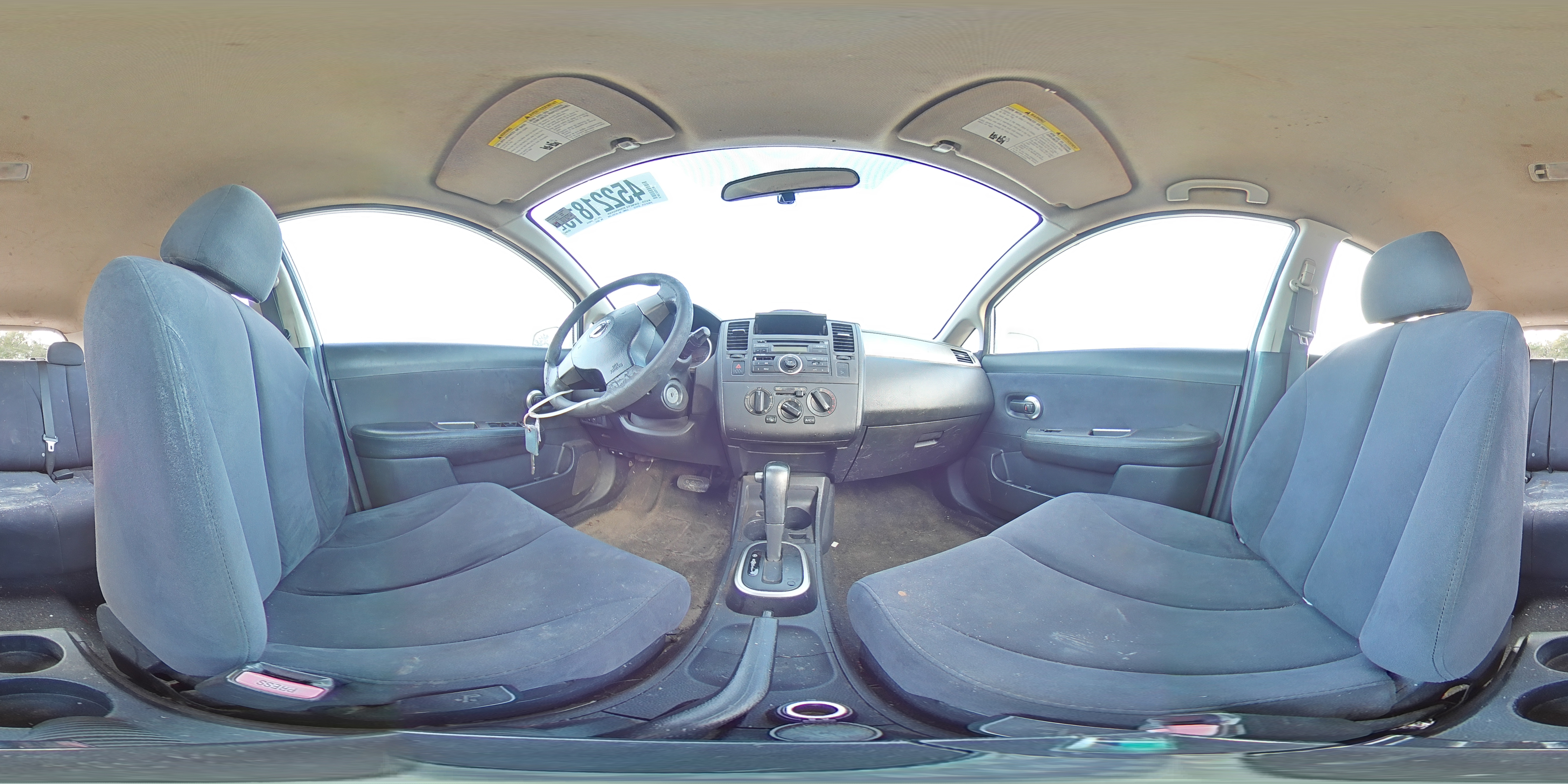 2007 Nissan Versa - Image 12