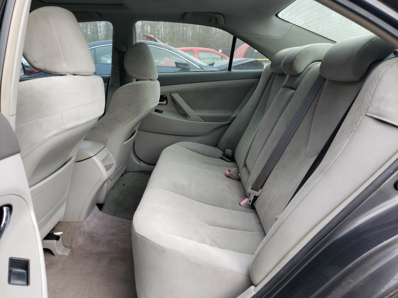 2007 Toyota Camry - Image 10