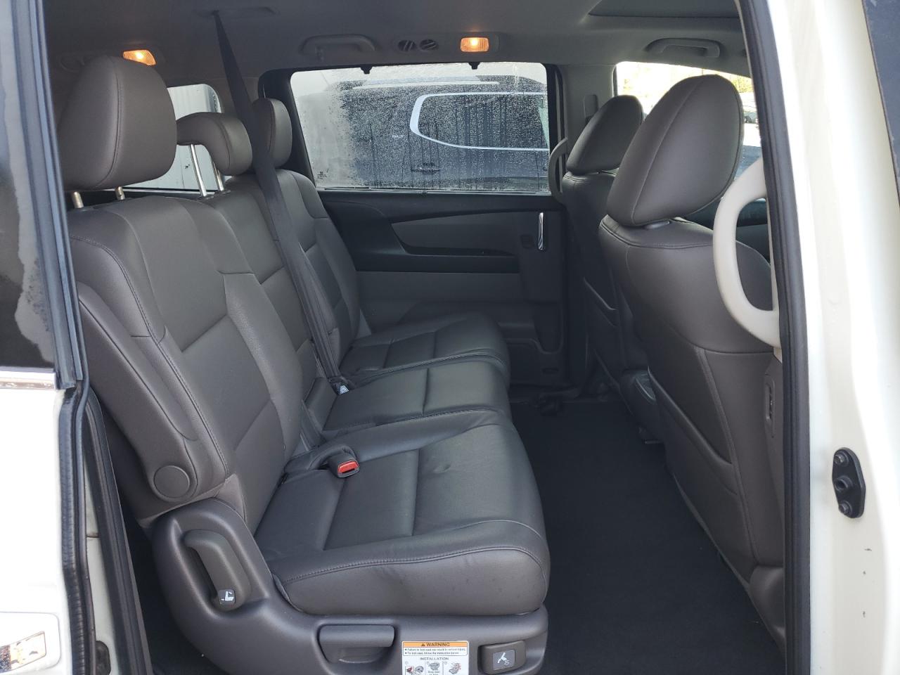 2014 Honda Odyssey - Image 11