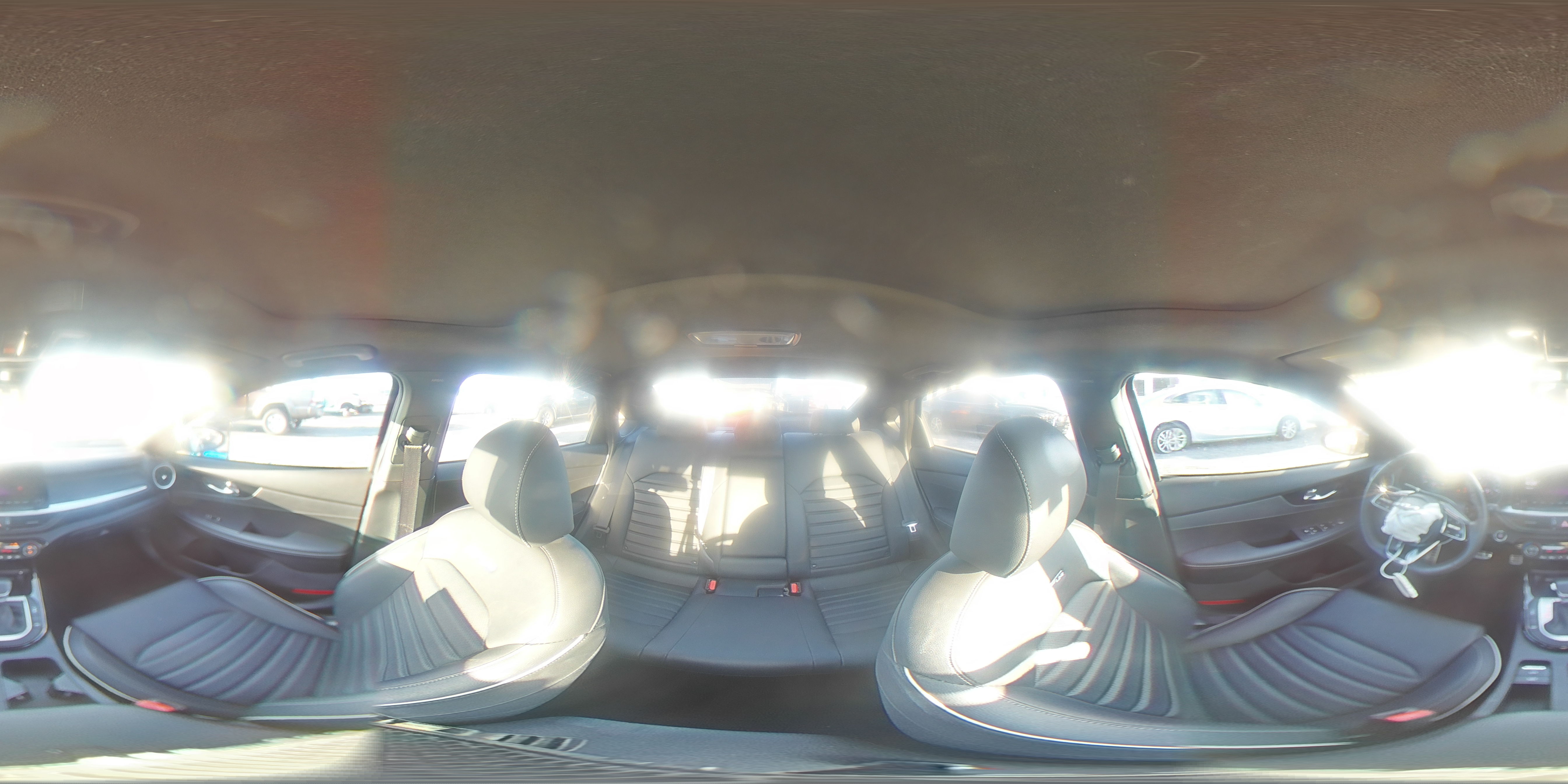 2023 Kia Forte - Image 12
