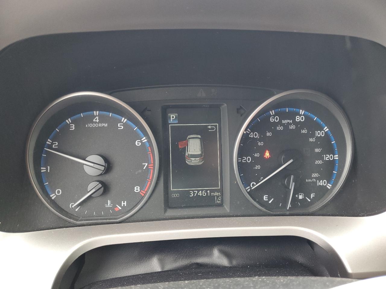 2018 Toyota RAV 4 - Image 9