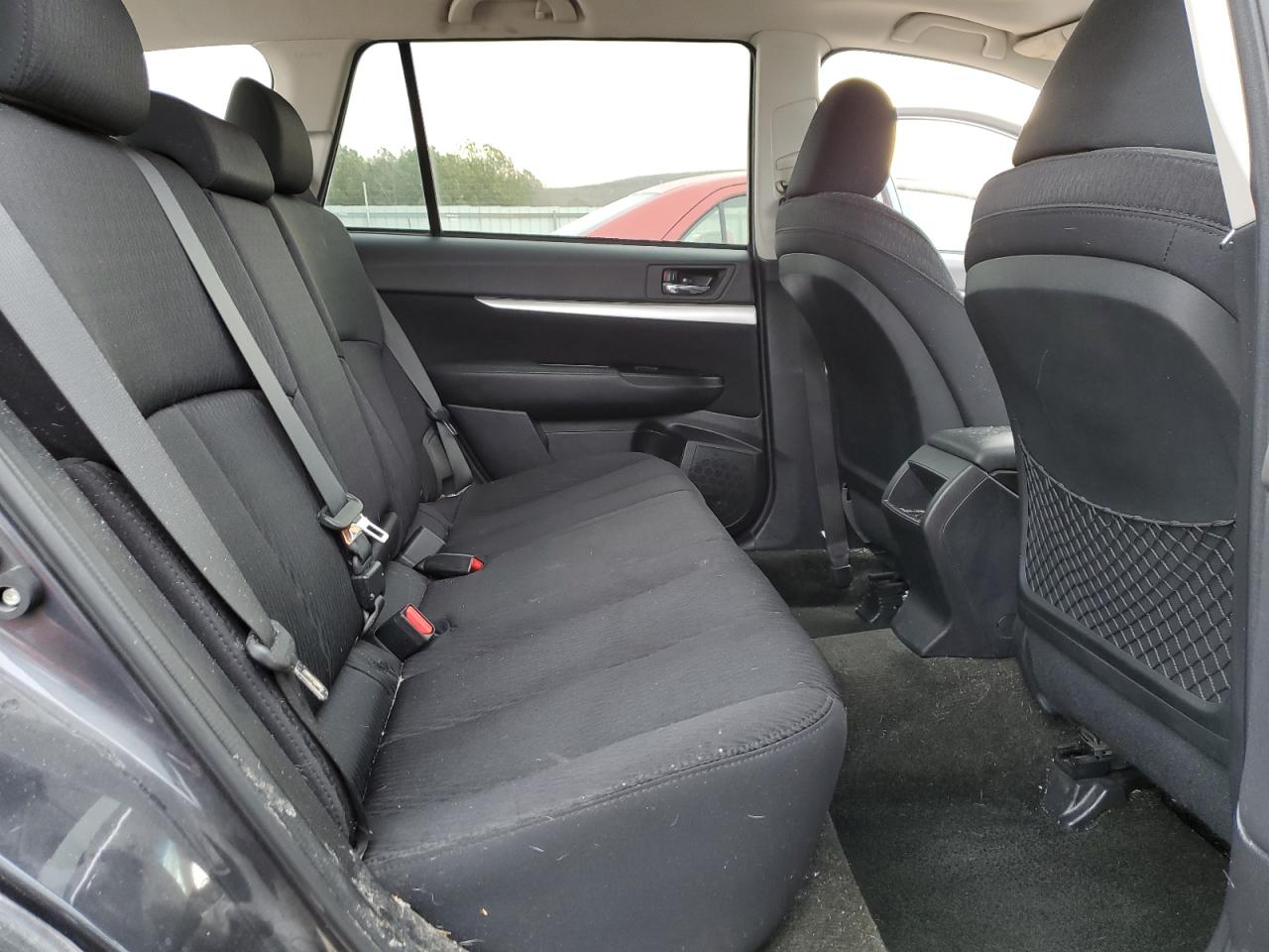 2012 Subaru Outback - Image 12