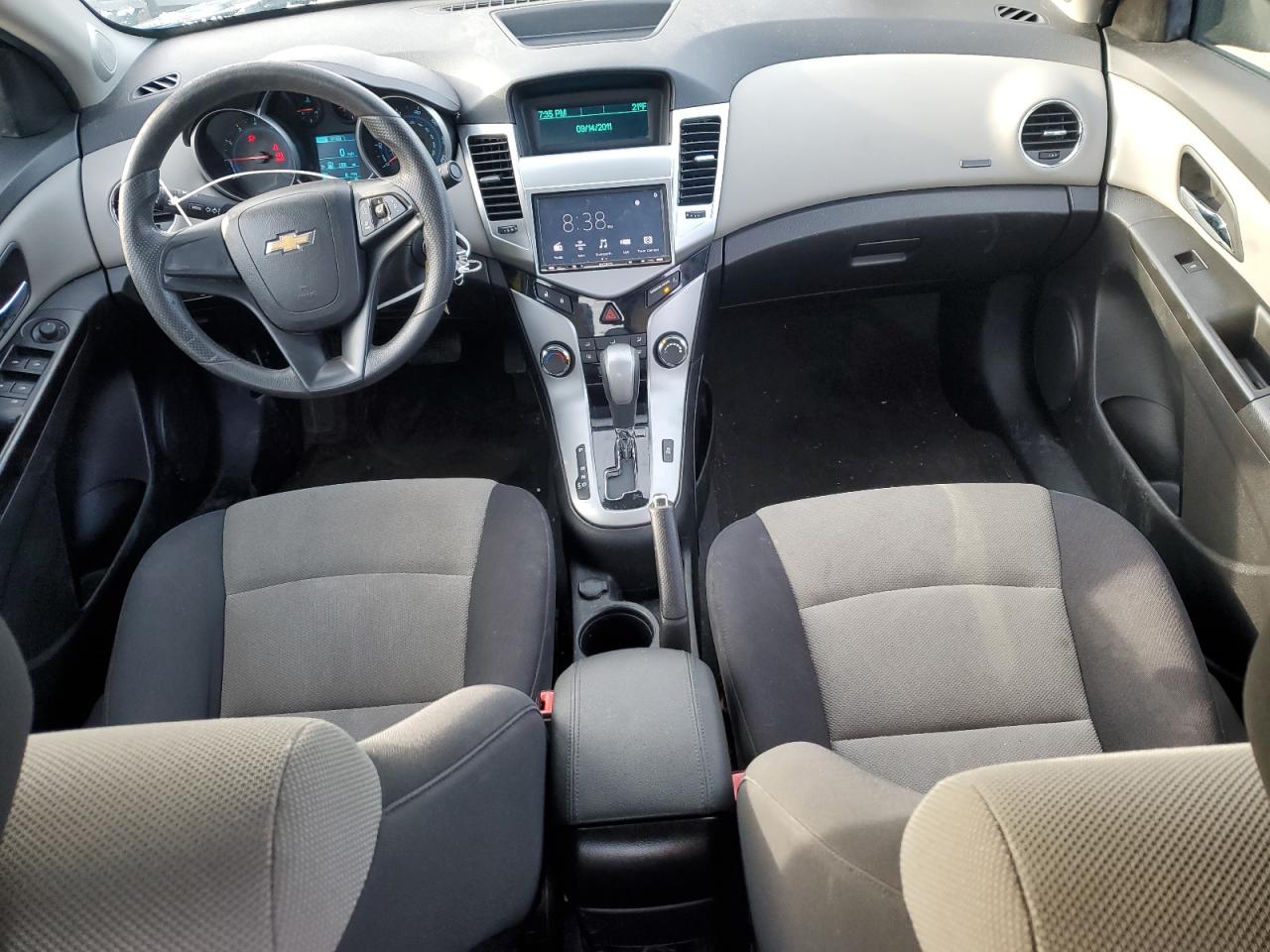 2014 Chevrolet Cruze - Image 8