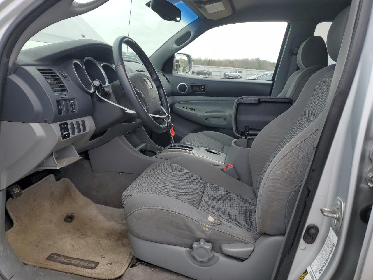 2005 Toyota Tacoma - Image 7