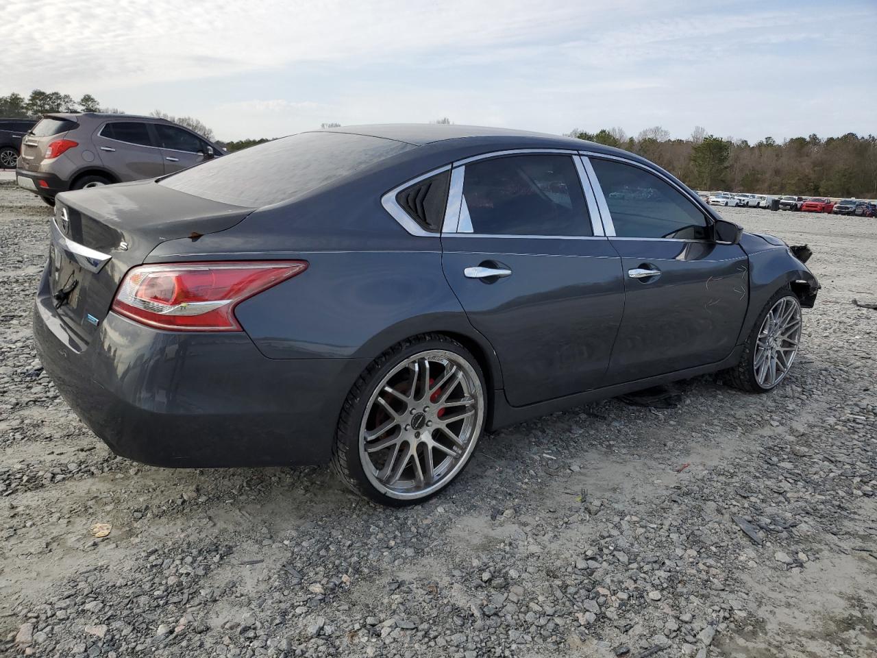 2013 Nissan Altima - Image 3