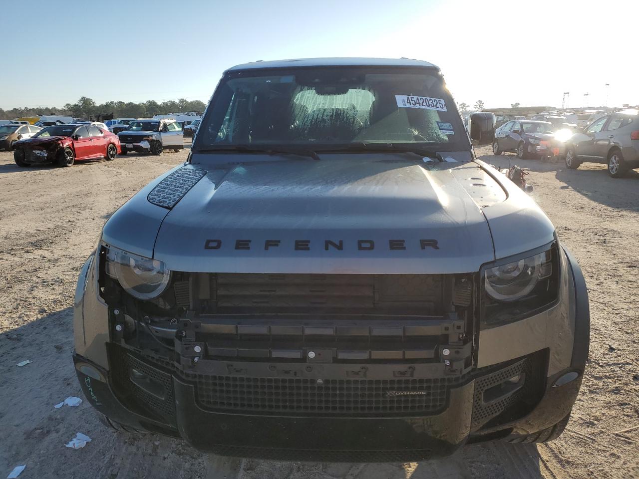 2023 Land Rover Defender - Image 5