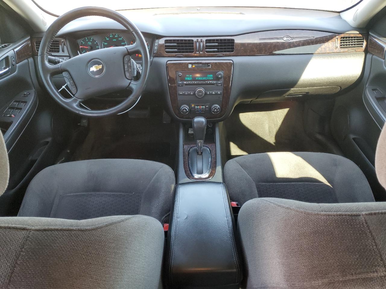 2012 Chevrolet Impala - Image 8