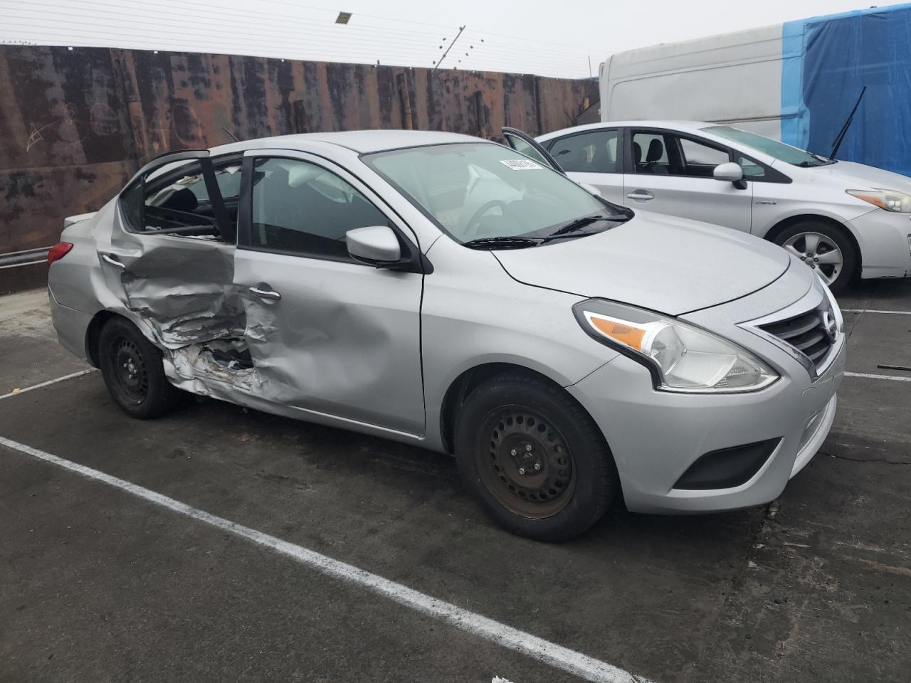 2018 Nissan Versa - Image 4