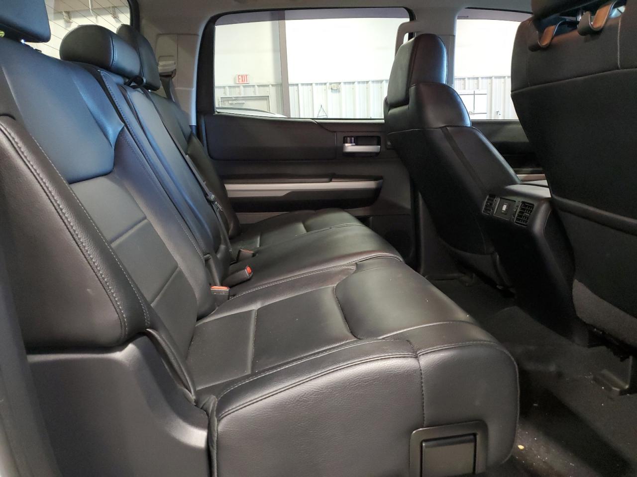 2020 Toyota Tundra - Image 10