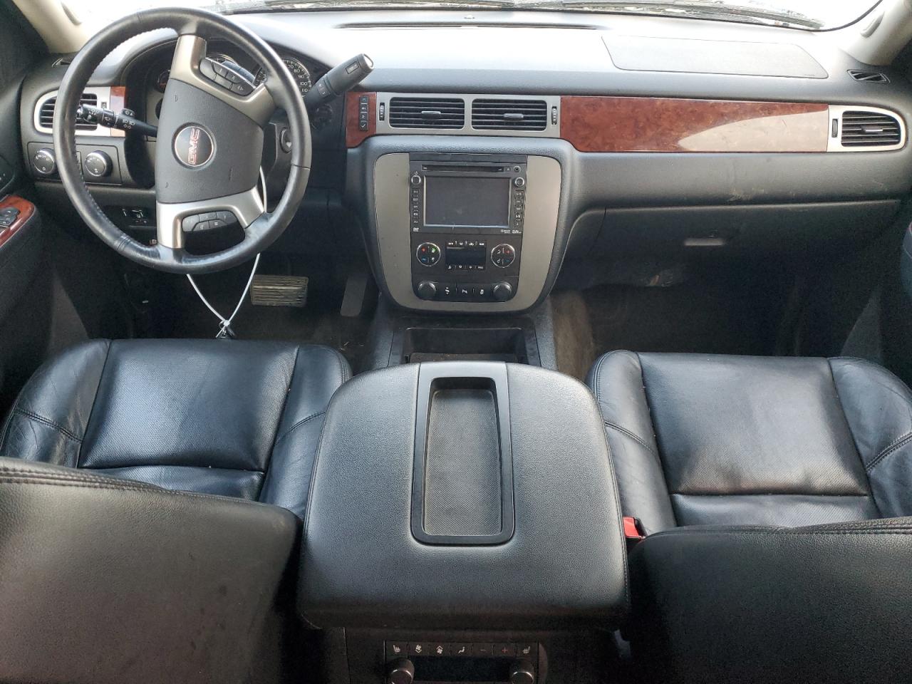 2012 GMC Yukon - Image 8