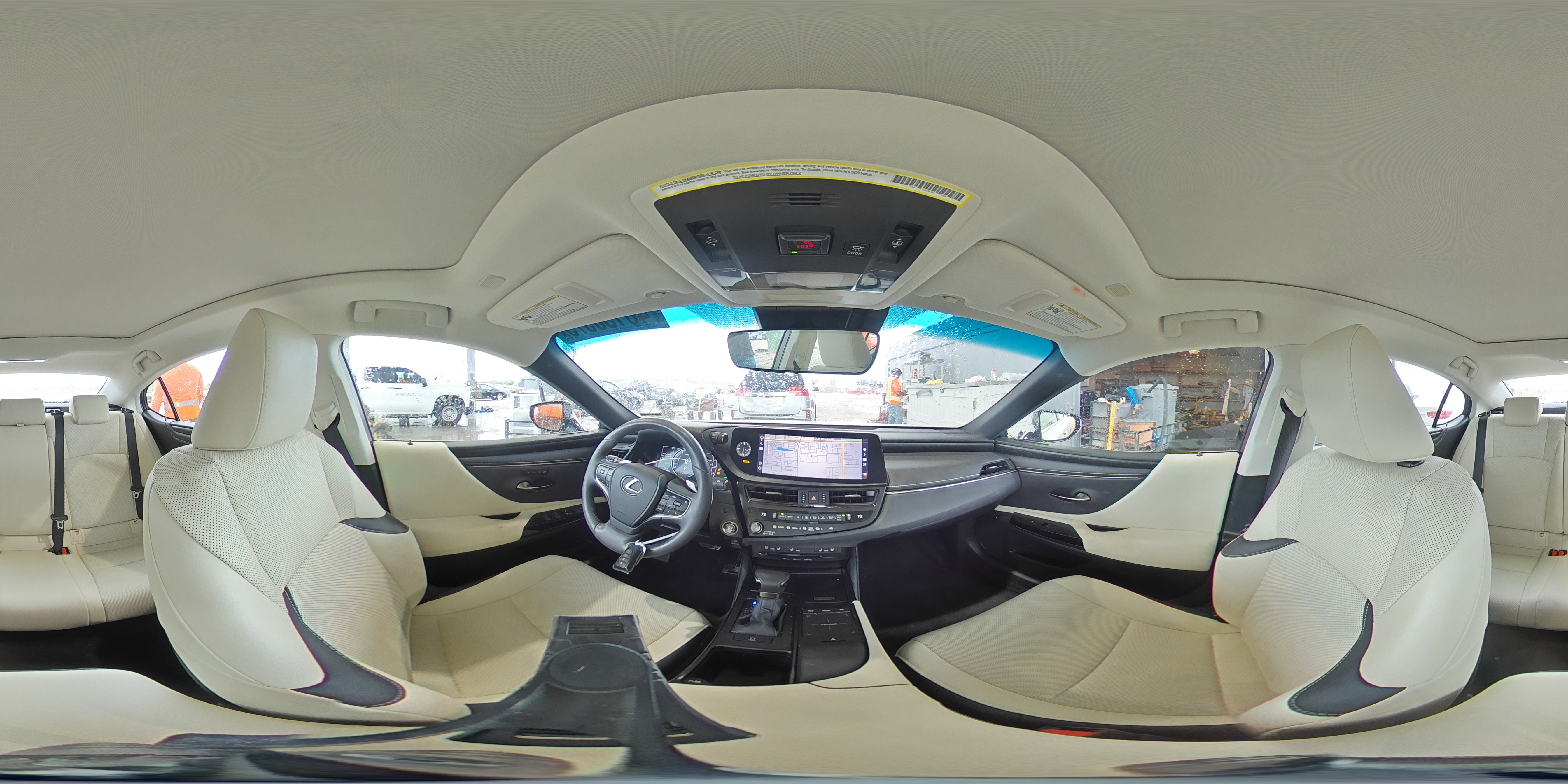 2022 Lexus ES - Image 14