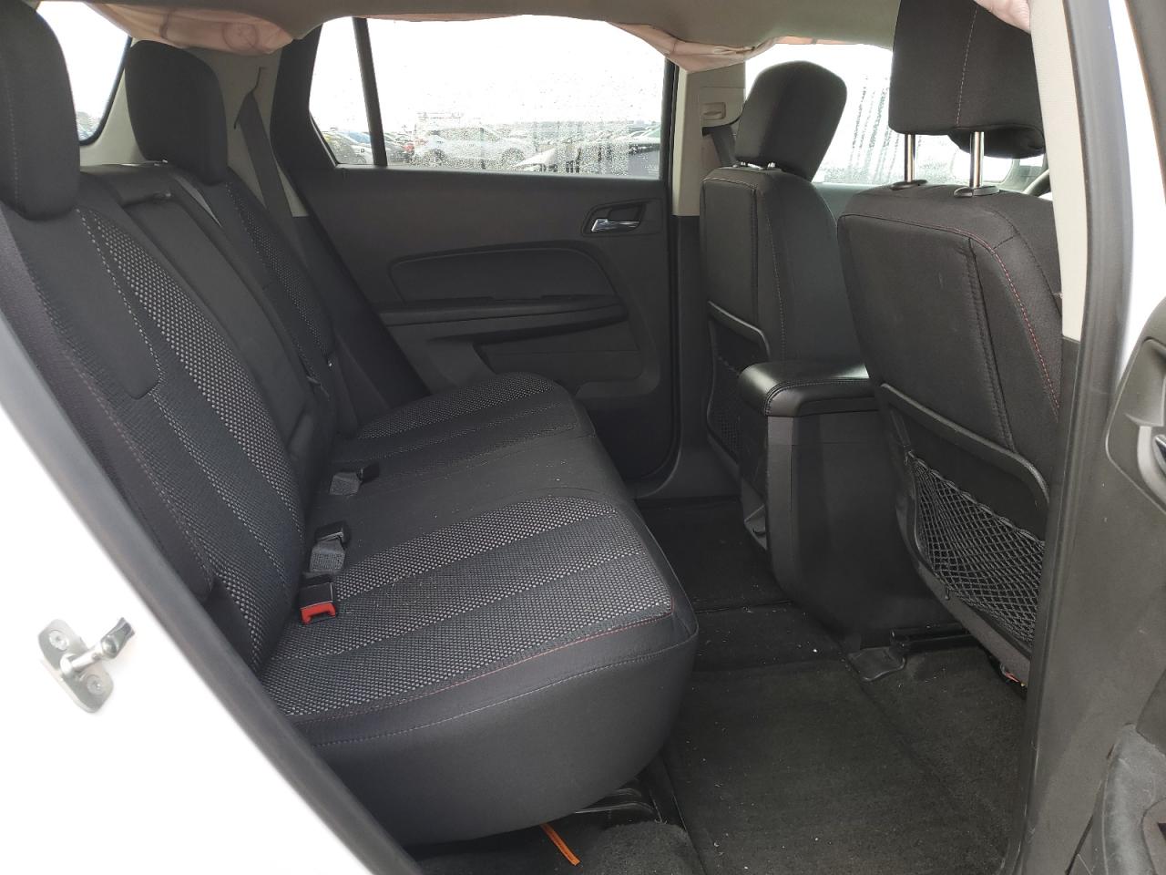 2017 GMC Terrain - Image 11