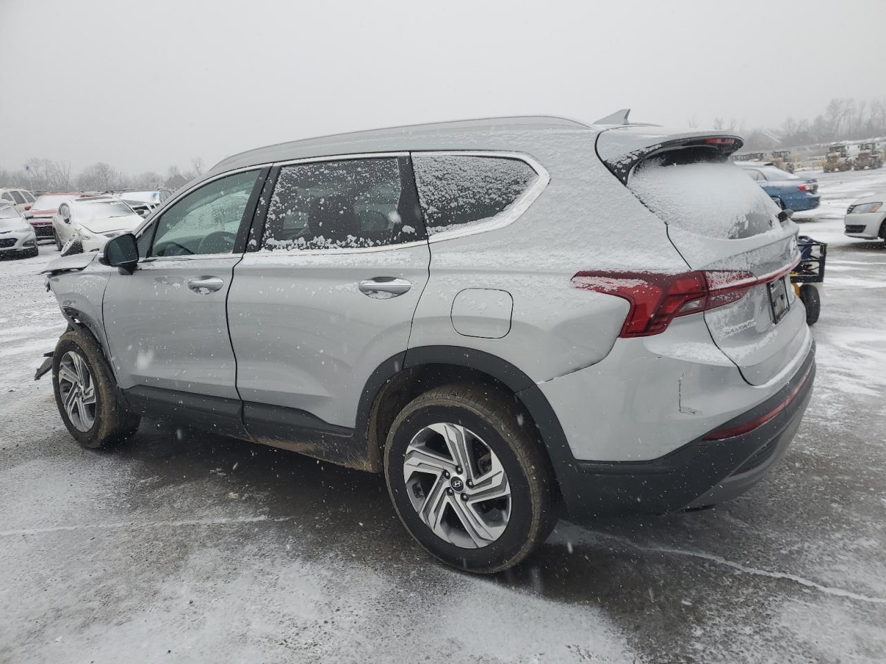 2023 Hyundai Santa Fe - Image 2