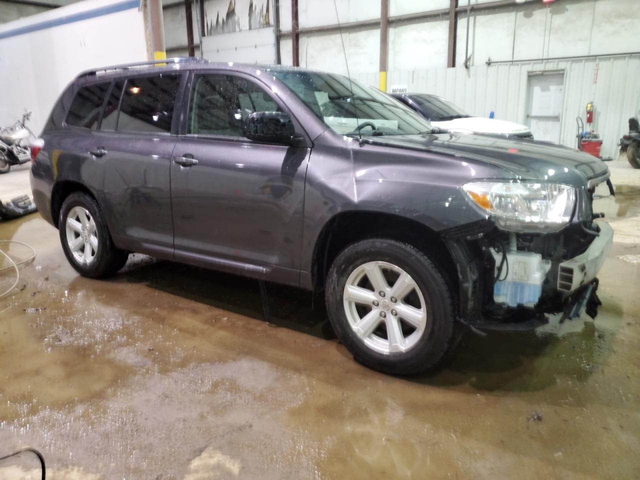2010 Toyota Highlander - Image 4