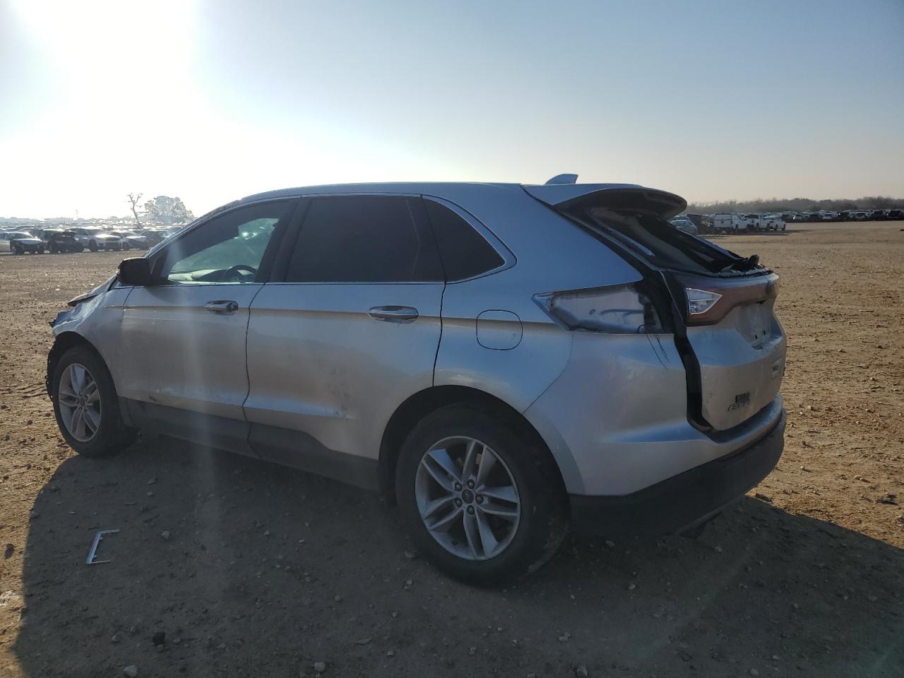 2015 Ford Edge - Image 2