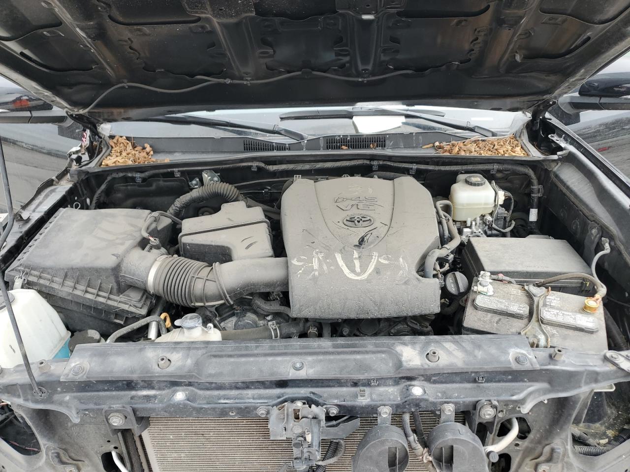 2021 Toyota Tacoma - Image 11