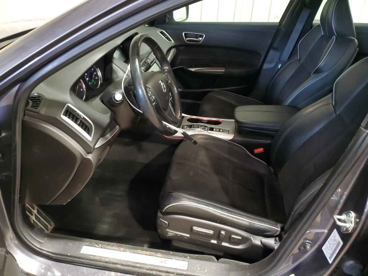 2018 Acura TLX - Image 7