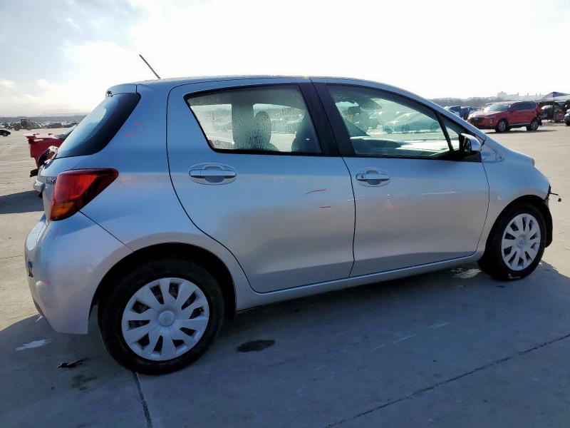 TOYOTA YARIS 2017 Silver