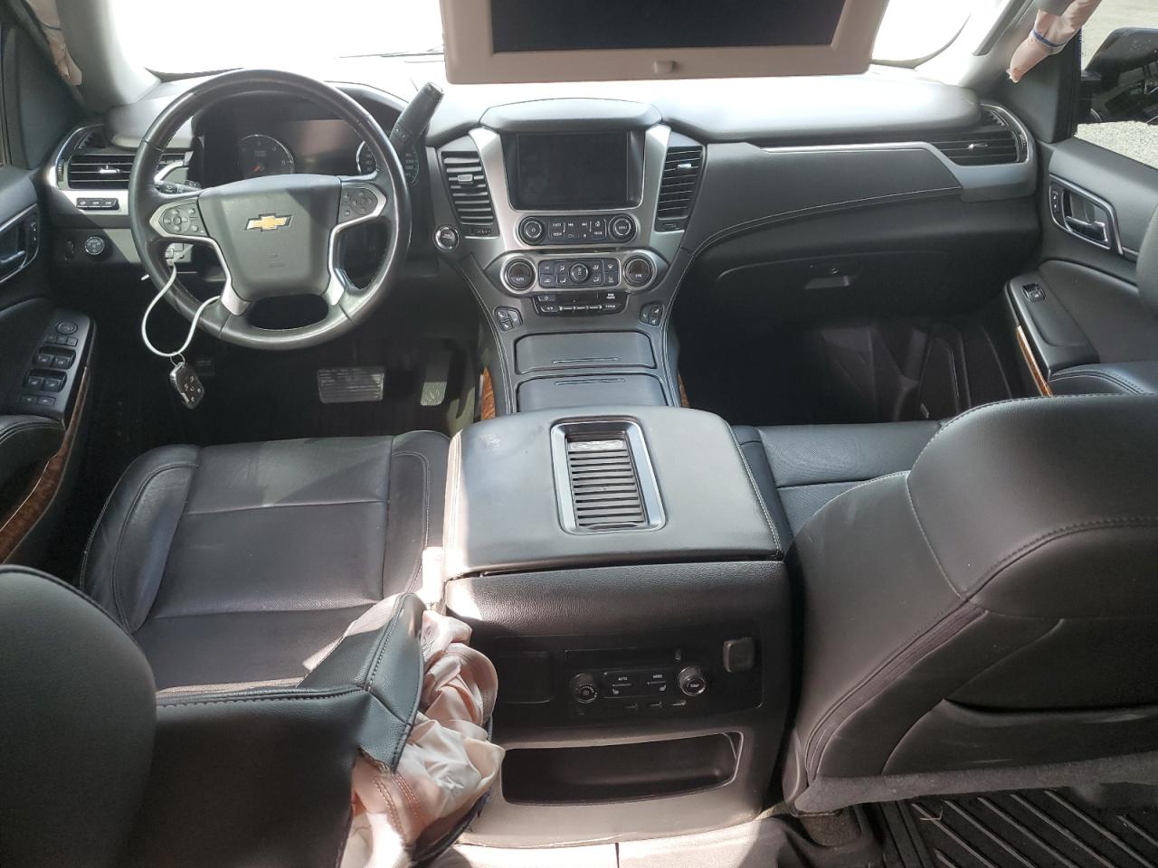 2018 Chevrolet Tahoe C1500 Premier VIN: 1GNSCCKJ1JR265084 Lot: 45997395