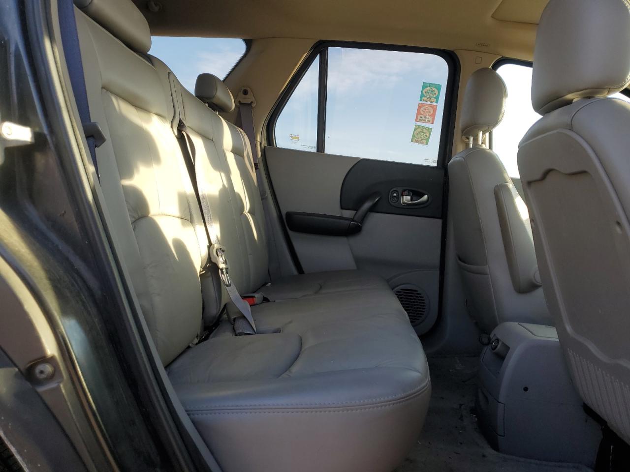 2004 Saturn VUE - Image 10