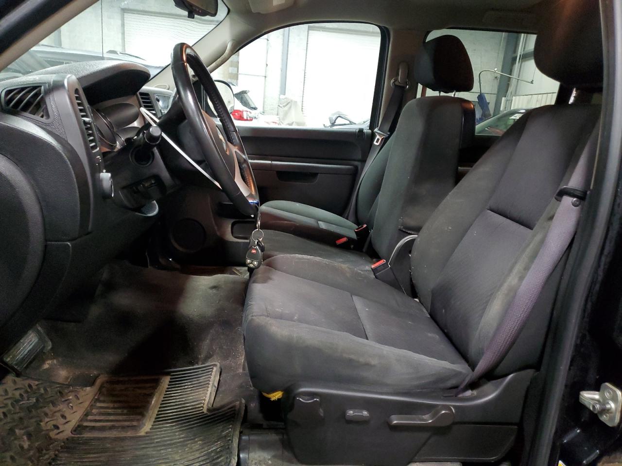 2010 Chevrolet Silverado - Image 7