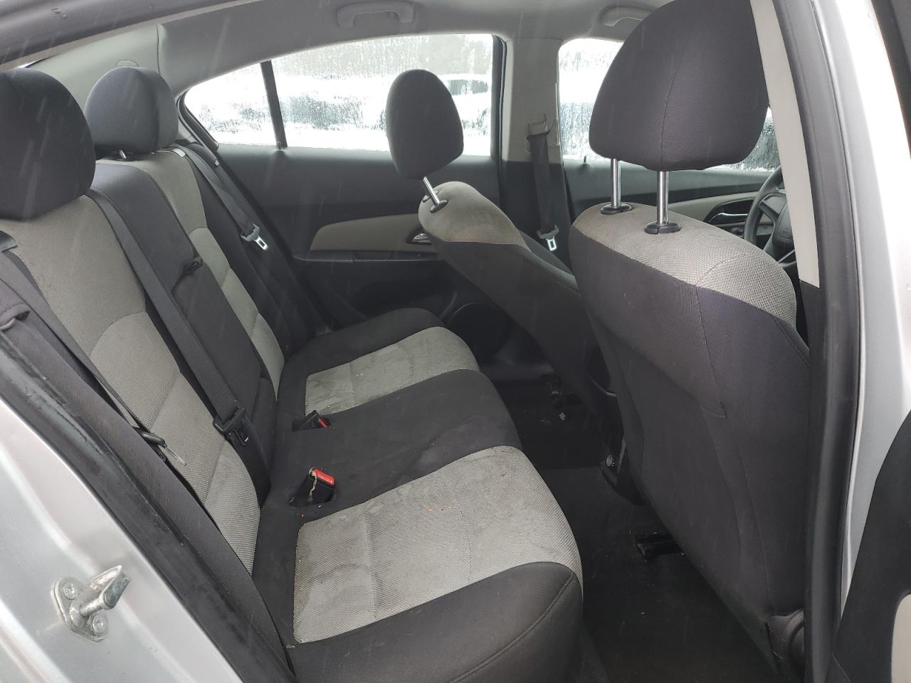 2014 Chevrolet Cruze - Image 10
