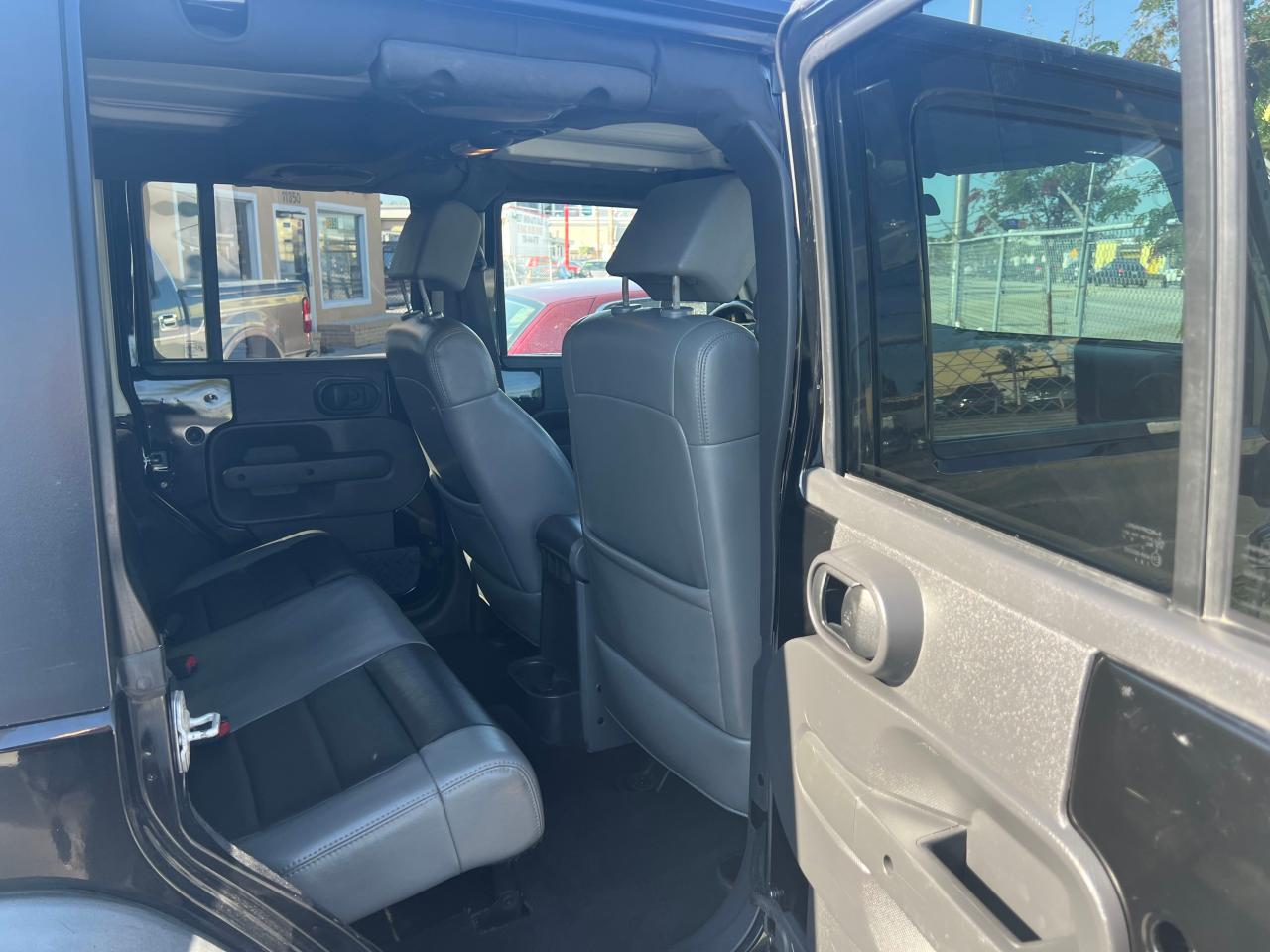 2010 Jeep Wrangler - Image 6
