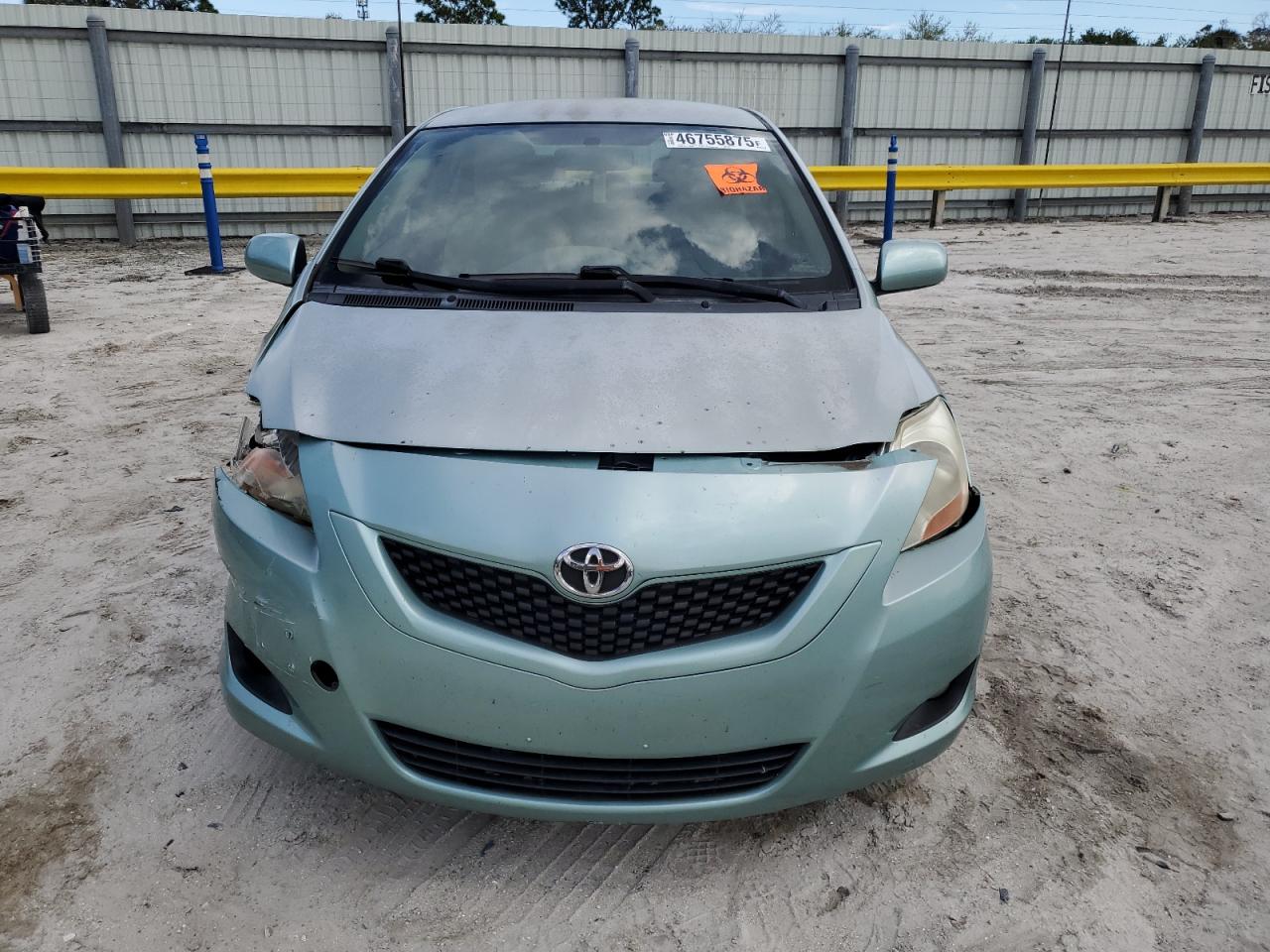 2010 Toyota Yaris - Image 5