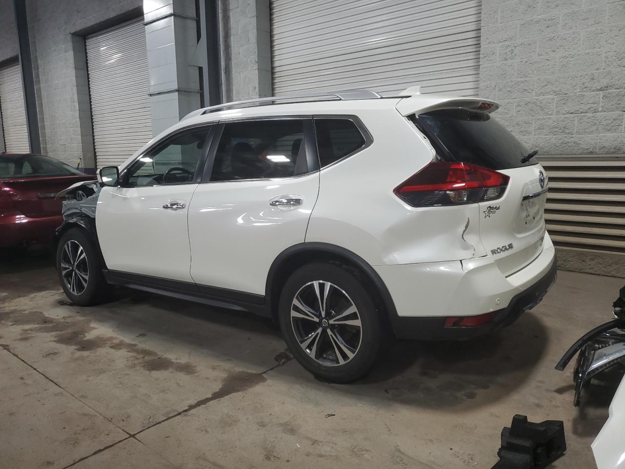 2020 Nissan Rogue - Image 2