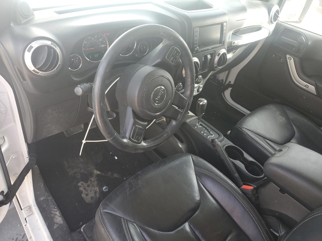 2013 Jeep Wrangler - Image 8