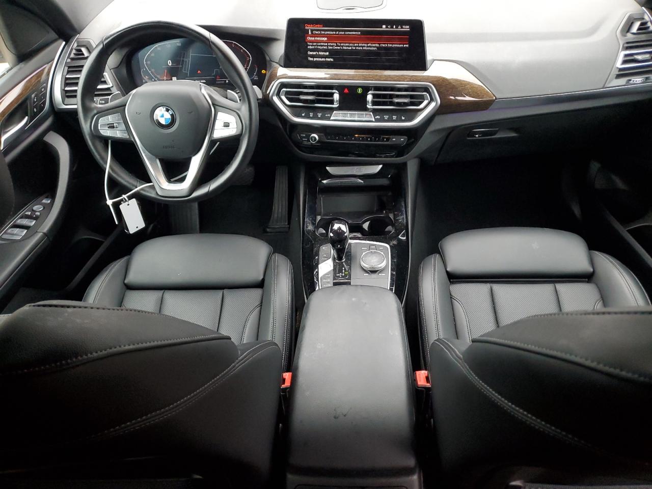 2022 BMW X3 - Image 8