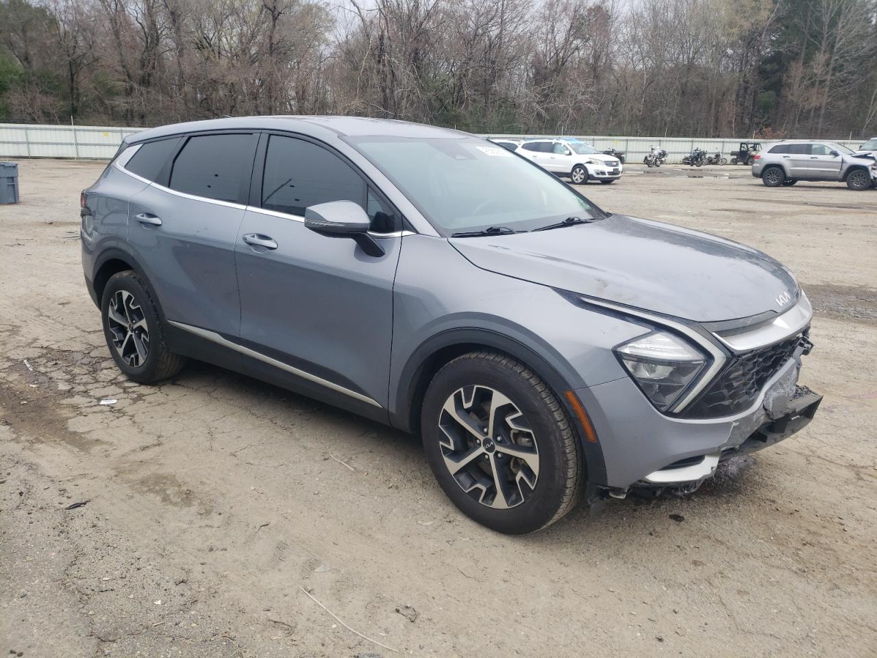2023 Kia Sportage - Image 4