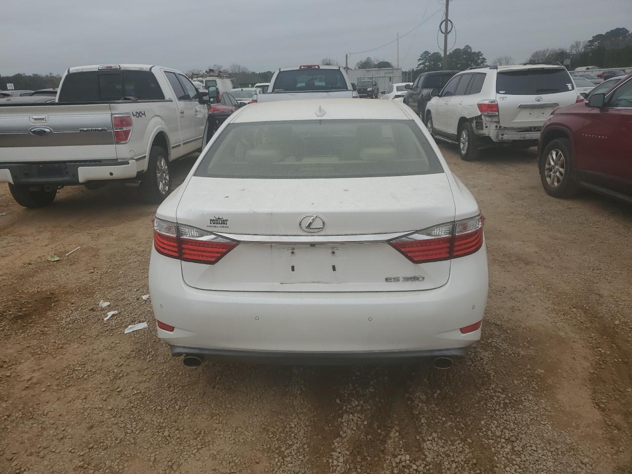 2015 Lexus ES - Image 6