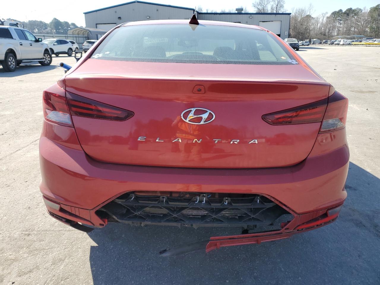 2019 Hyundai Elantra - Image 6