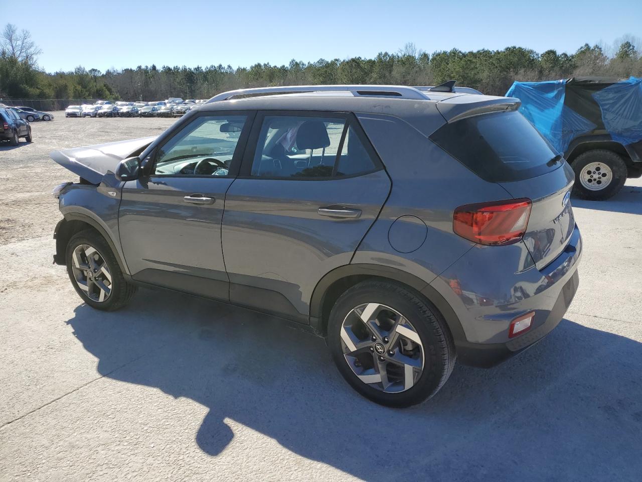 2021 Hyundai Venue - Image 2