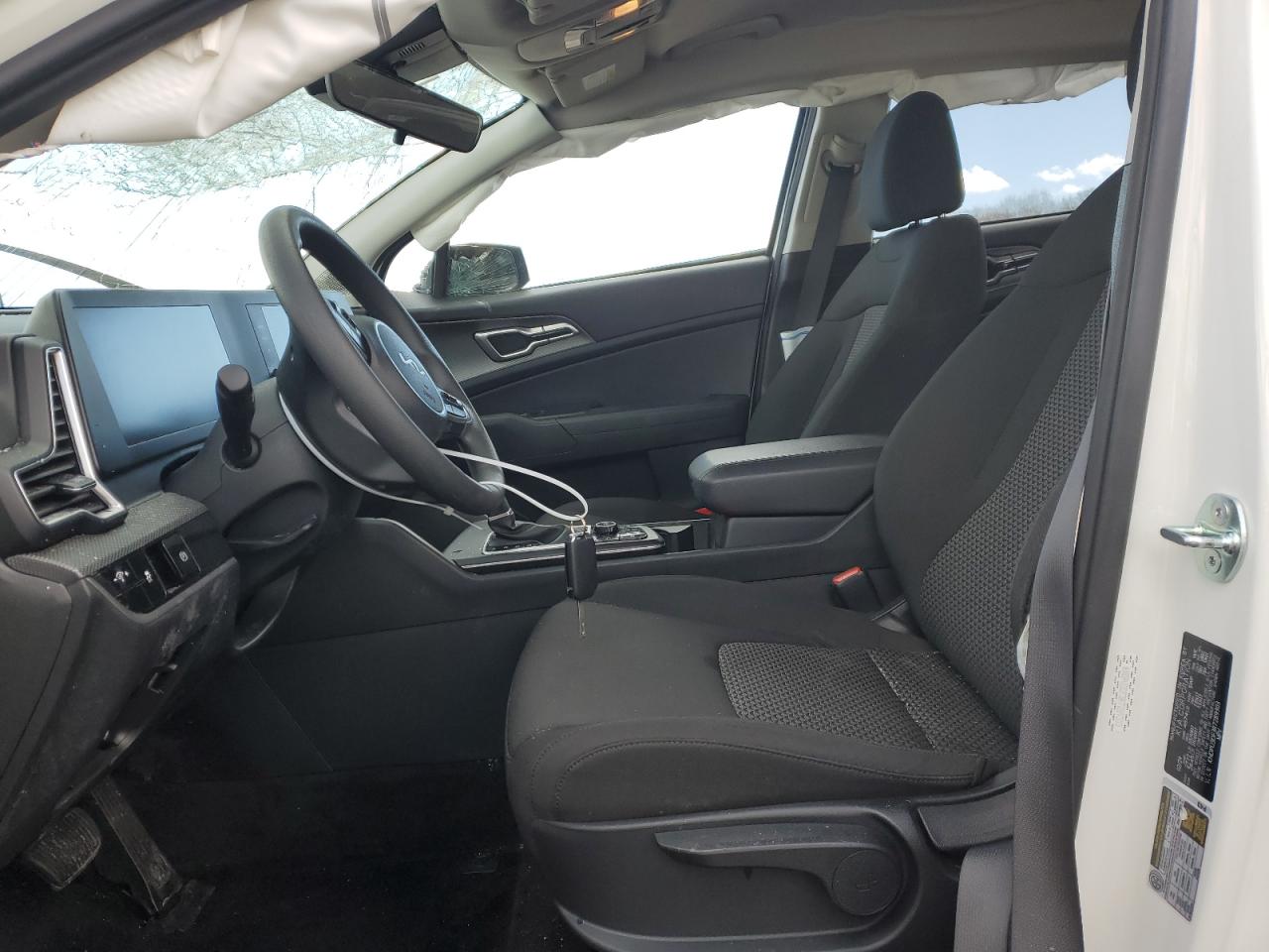 2024 Kia Sportage - Image 7