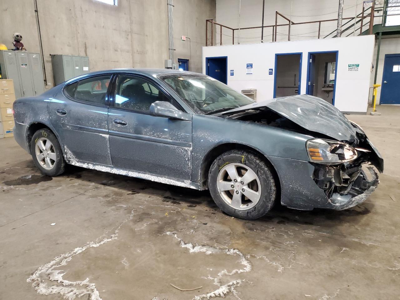 2006 Pontiac Grand Prix - Image 4