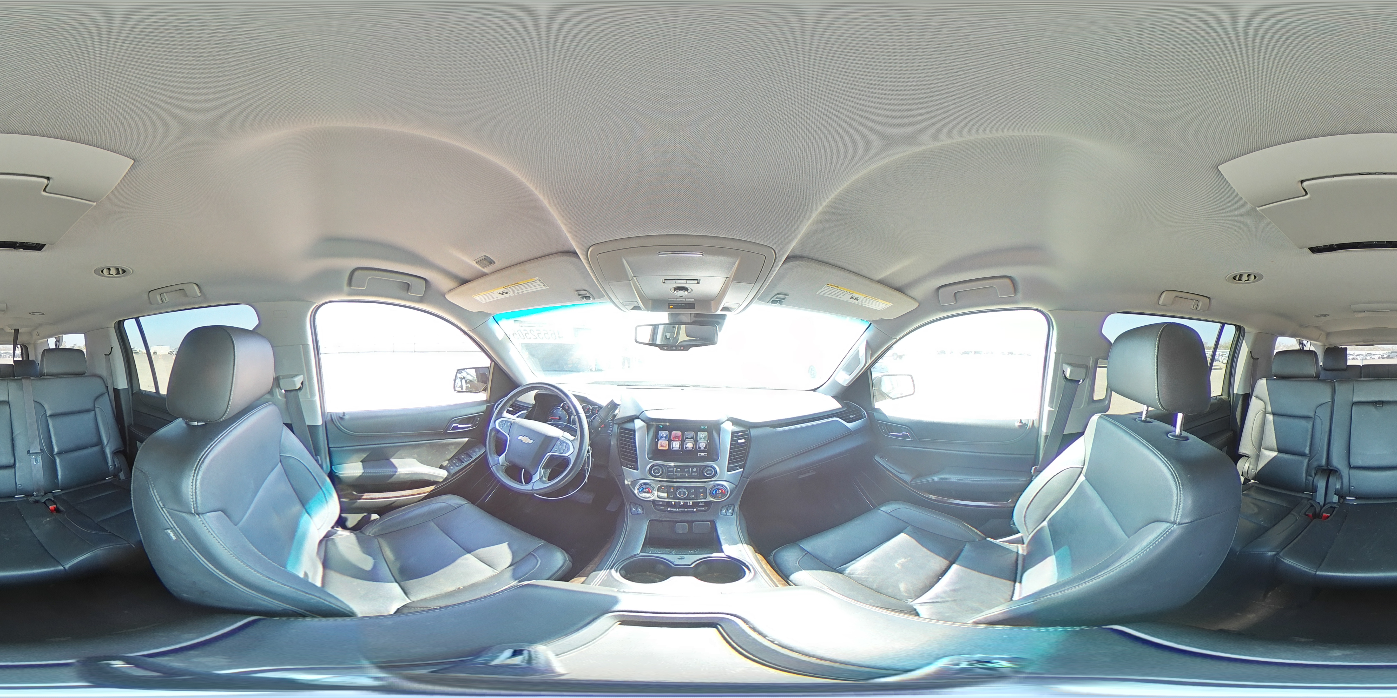 2016 Chevrolet Suburban - Image 13