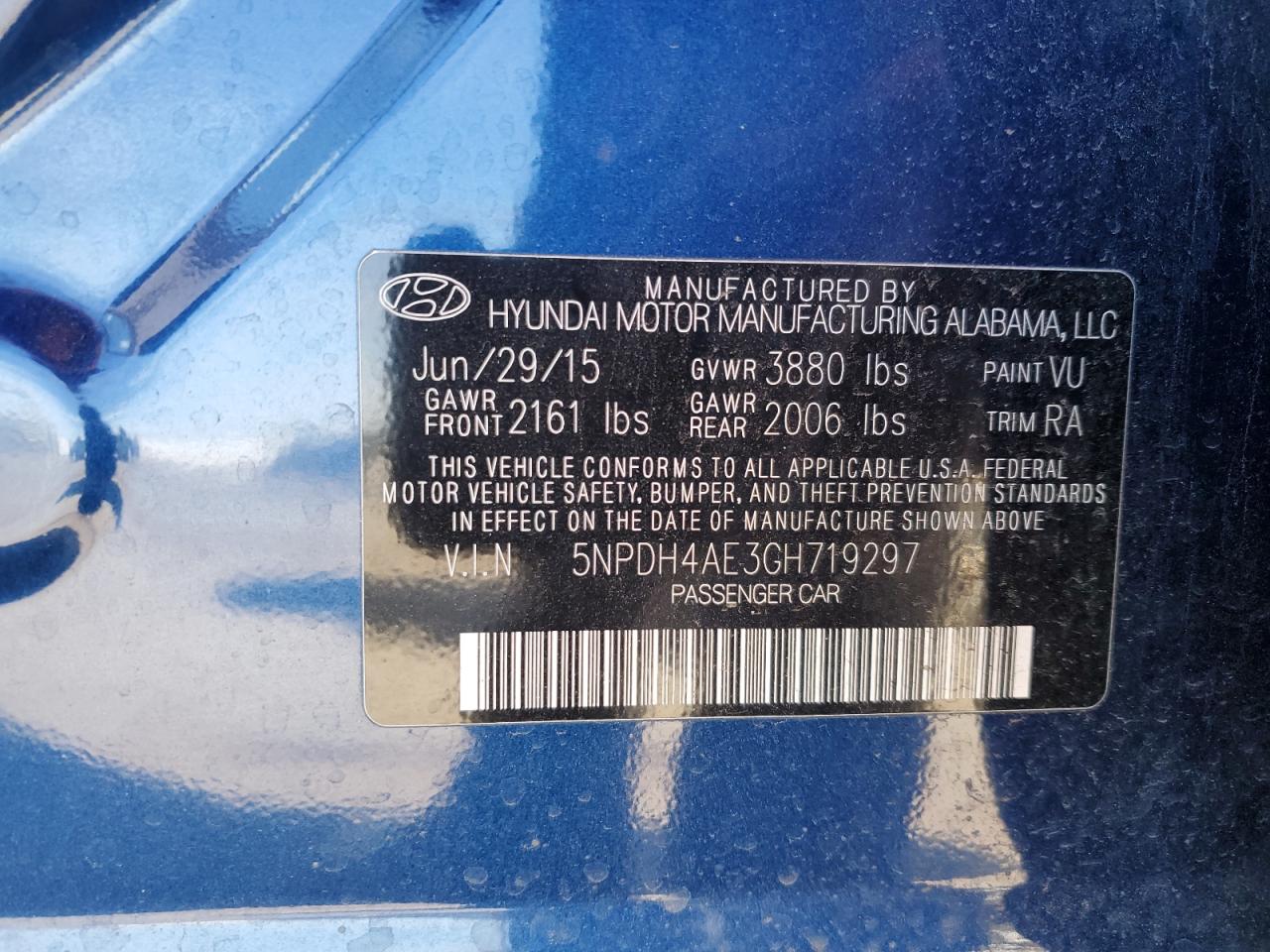 2016 Hyundai Elantra - Image 12
