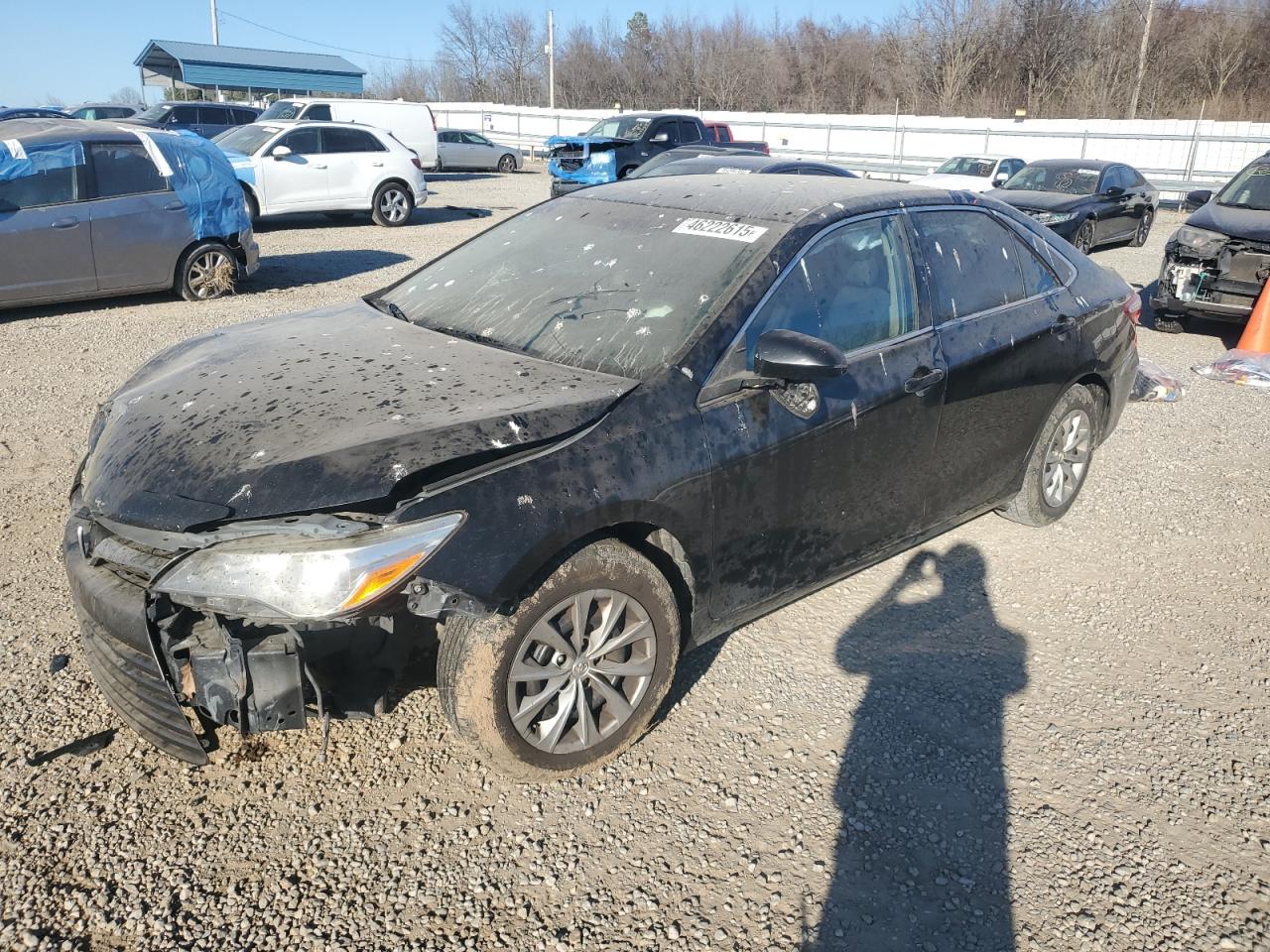2016 Toyota Camry Le იყიდება Memphis-ში, TN - Front End