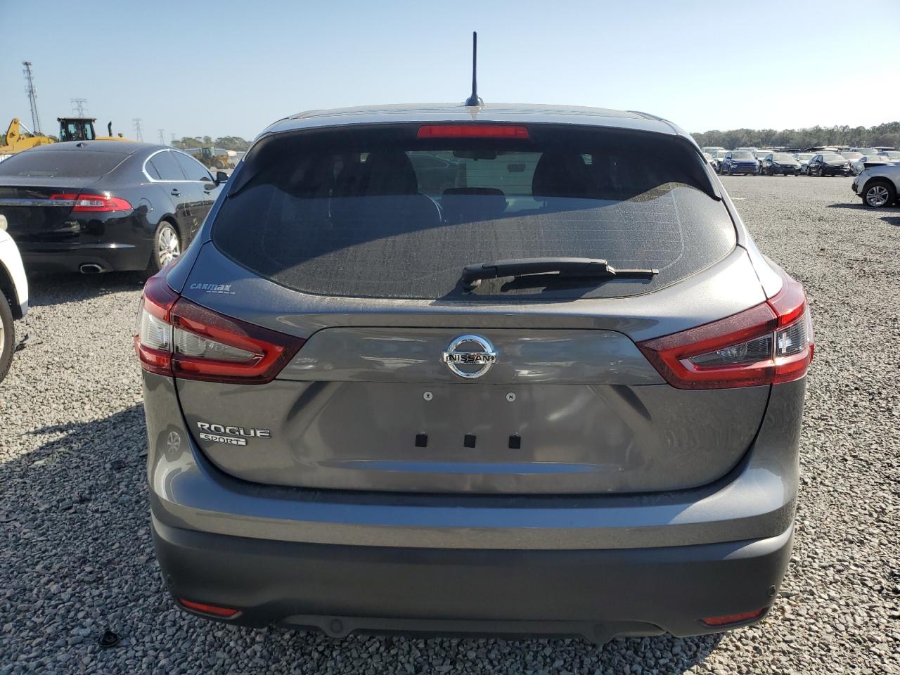 2020 Nissan Rogue - Image 6