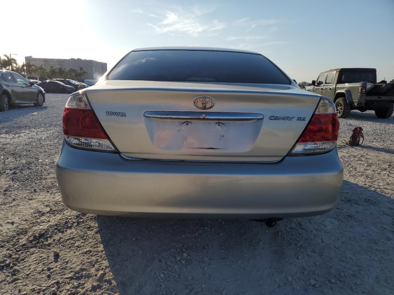 2006 Toyota Camry - Image 6