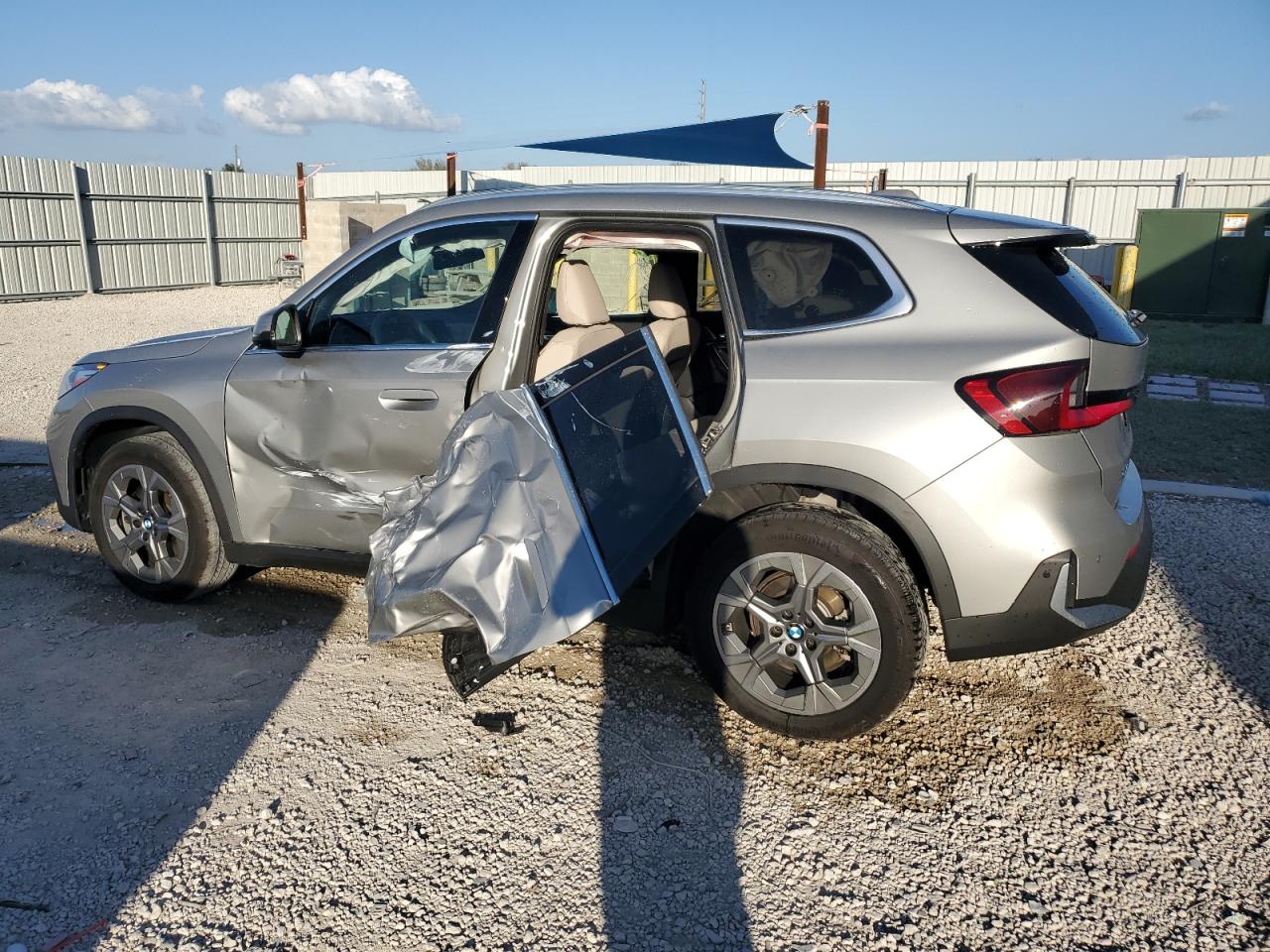 2023 BMW X1 - Image 2
