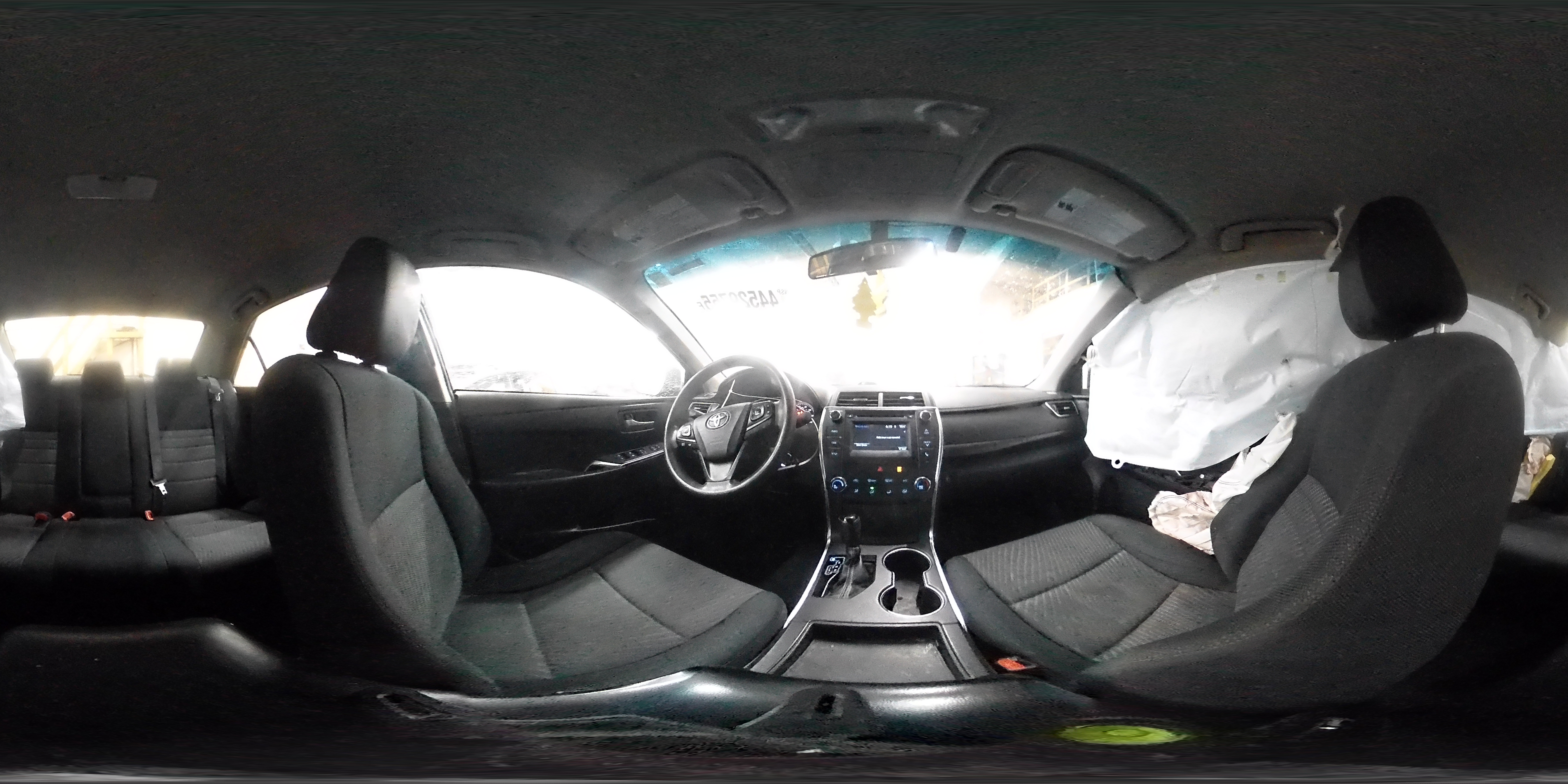 2016 Toyota Camry - Image 12