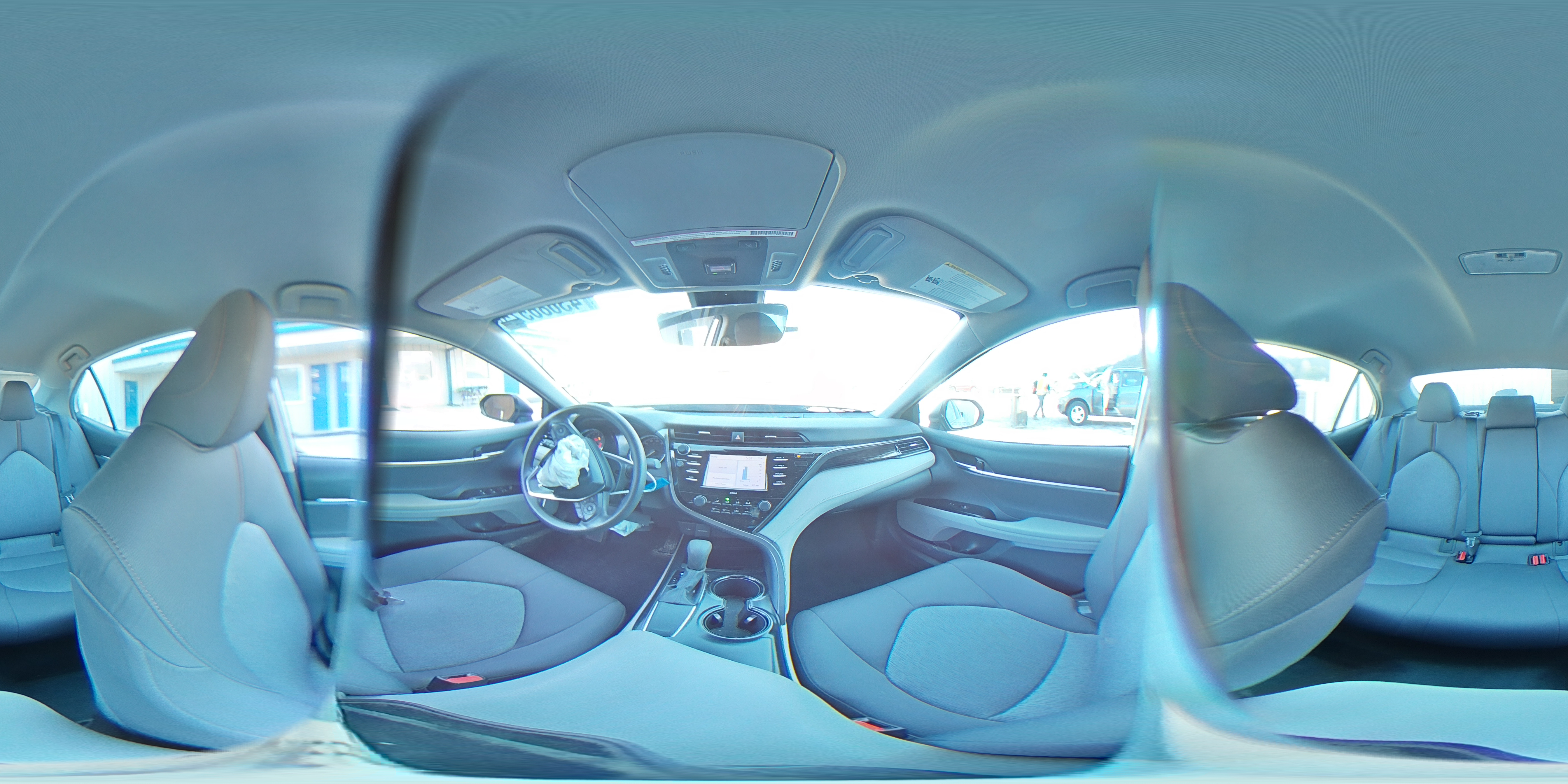2020 Toyota Camry - Image 12