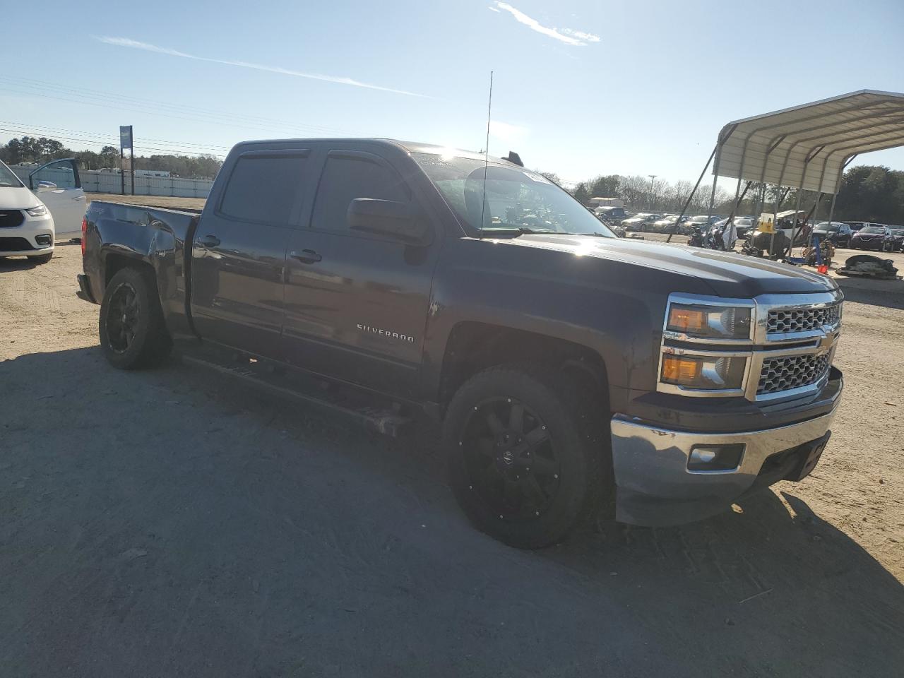 2015 Chevrolet Silverado - Image 4